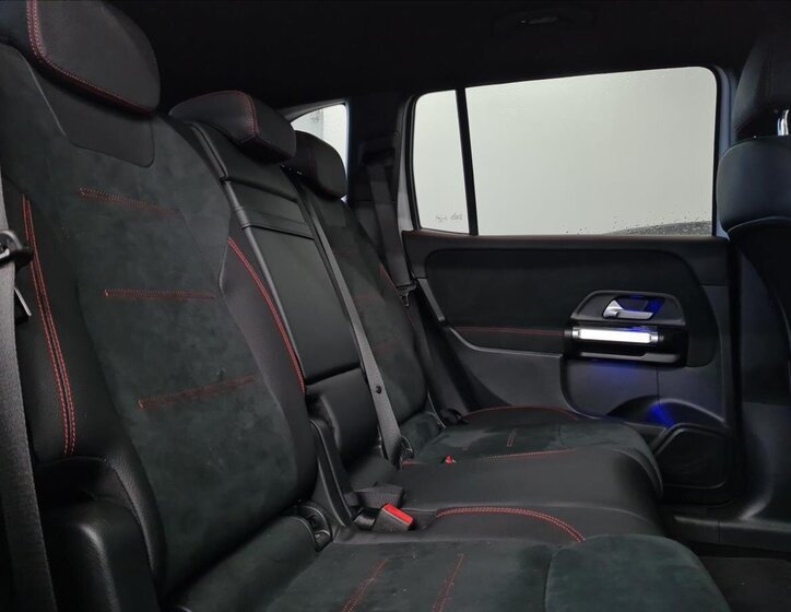 Mercedes-Benz GLB SUV 1,3 l 120 kw