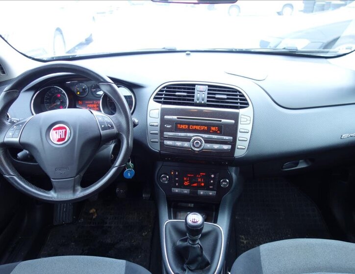 Fiat Bravo Hatchback 1,6 l 88 kw