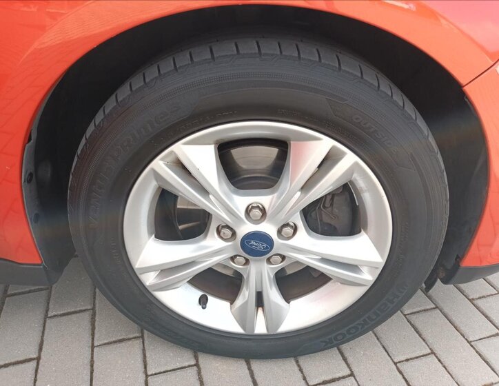 Ford Grand C-MAX MPV 2,0 l 103 kw