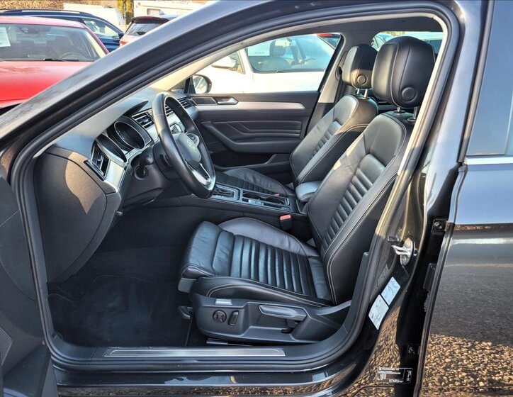 Volkswagen Passat Kombi 2,0 l 90 kw