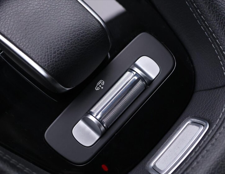 Mercedes-Benz GLE SUV 2,0 l 235 kw