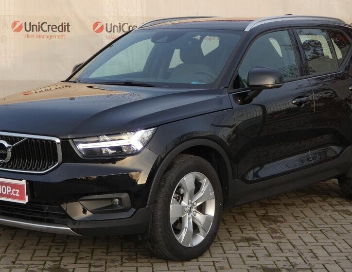 Volvo XC40 1