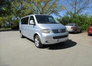 Volkswagen Caravelle Kombi 2,5 l 128 kw
