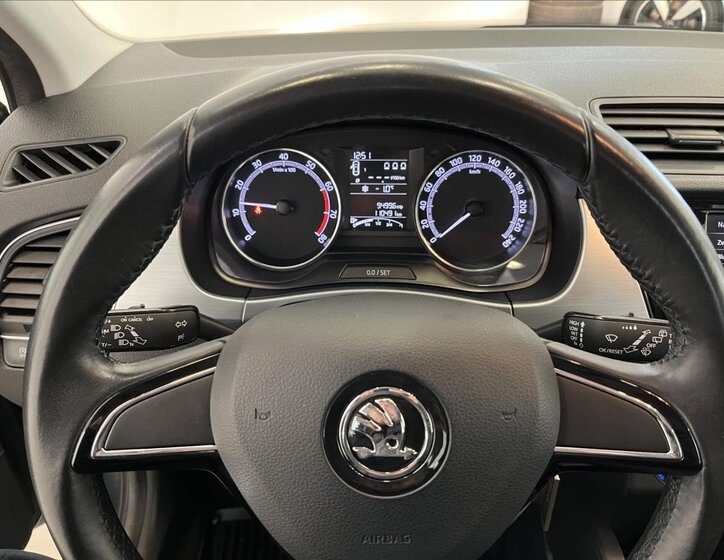 Škoda Fabia Hatchback 999,0 70 kw