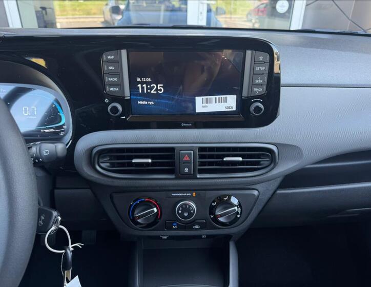 Hyundai i10 8