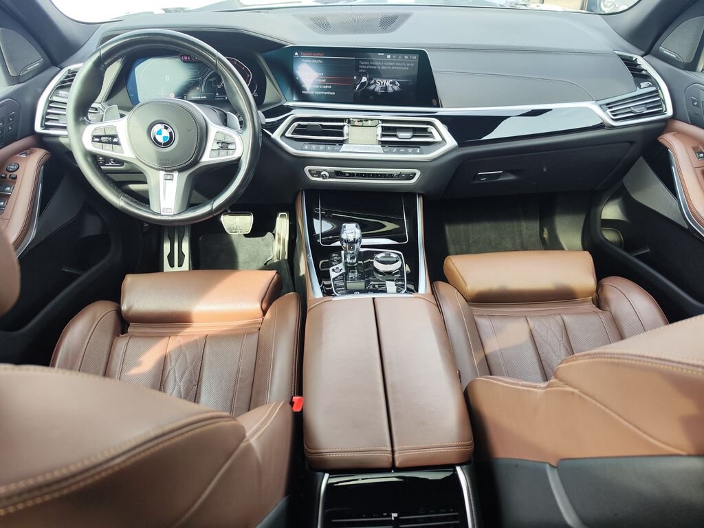 BMW X5 SUV / Terénní 3,0 l 250 kw