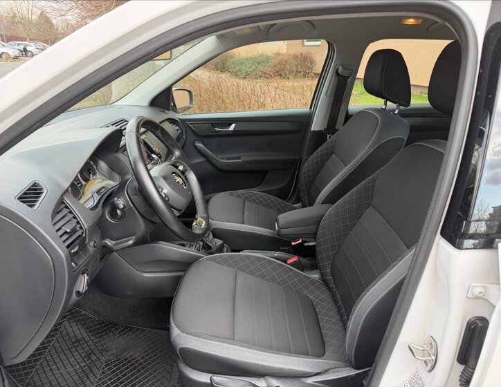 Škoda Fabia Hatchback 999,0 70 kw