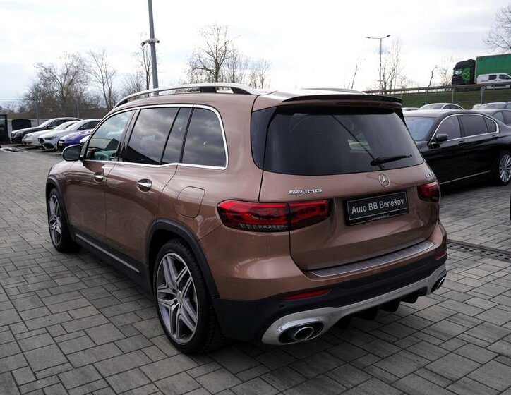 Mercedes-Benz GLB SUV / Terénní 2,0 l 225 kw