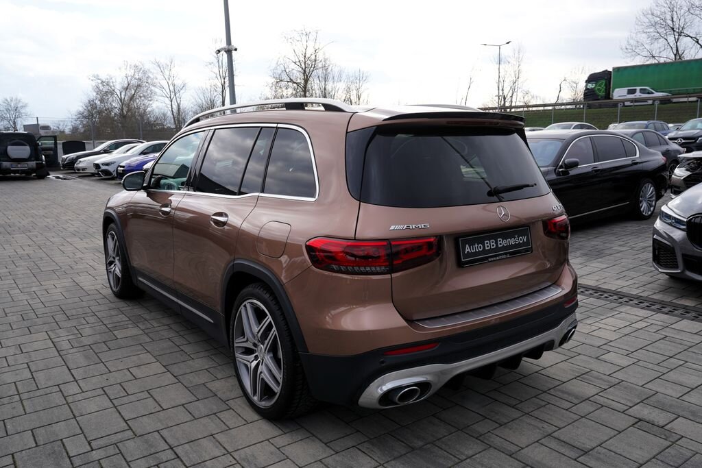 Mercedes-Benz GLB SUV / Terénní 2,0 l 225 kw