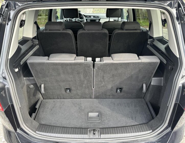 Volkswagen Touran MPV 1,2 l 81 kw