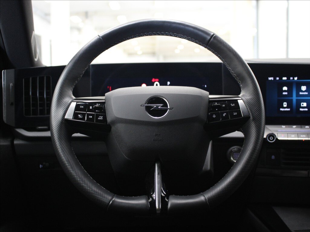 Opel Astra Hatchback 1,2 l 96 kw