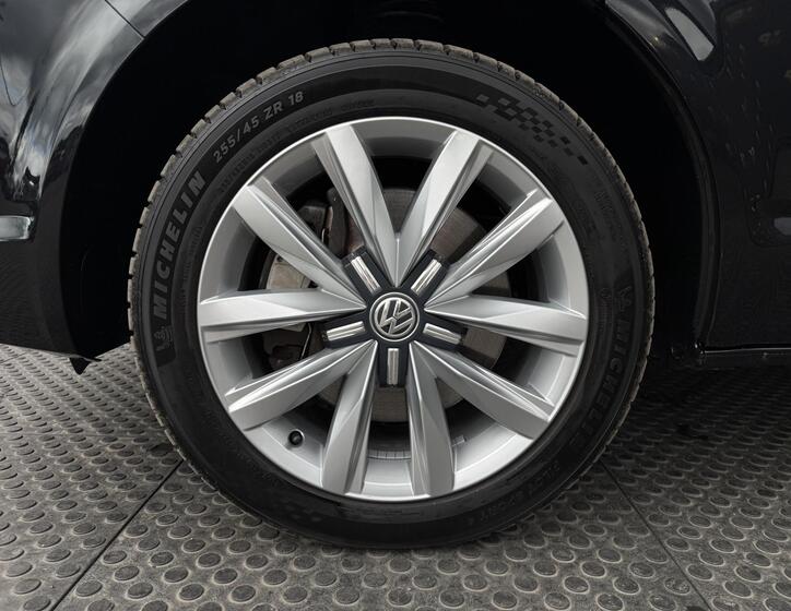 Volkswagen Multivan 45