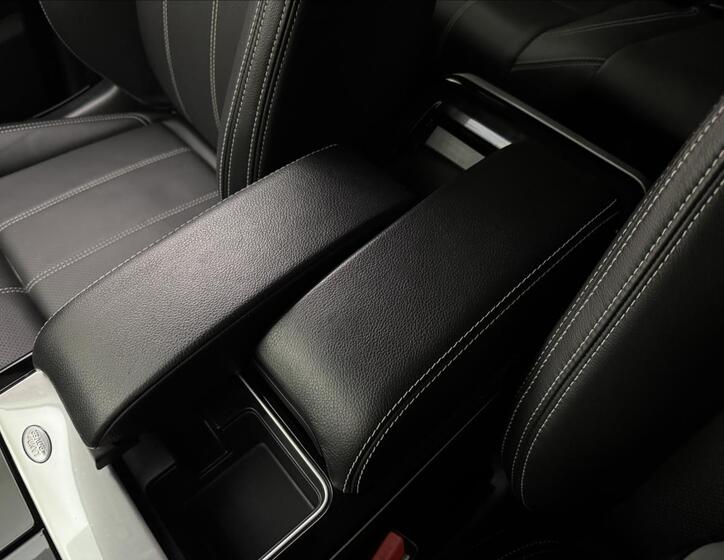 Land Rover Range Rover Velar 33