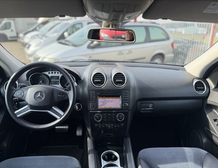 Mercedes-Benz Třídy M Kombi 3,0 l 165 kw