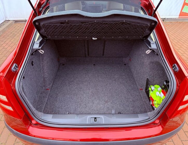 Škoda Octavia Liftback 2,0 l 103 kw