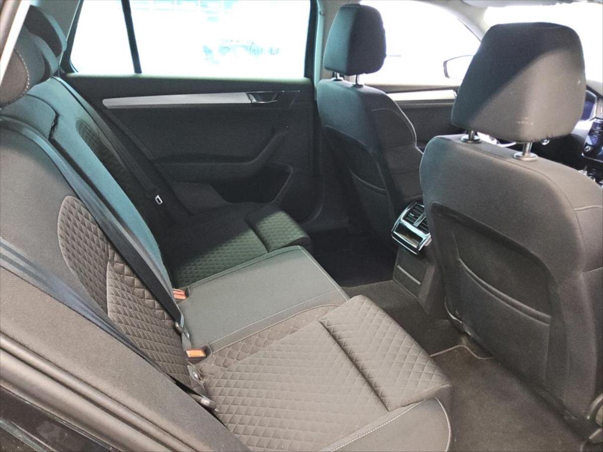 Škoda Superb Kombi 2,0 l 110 kw