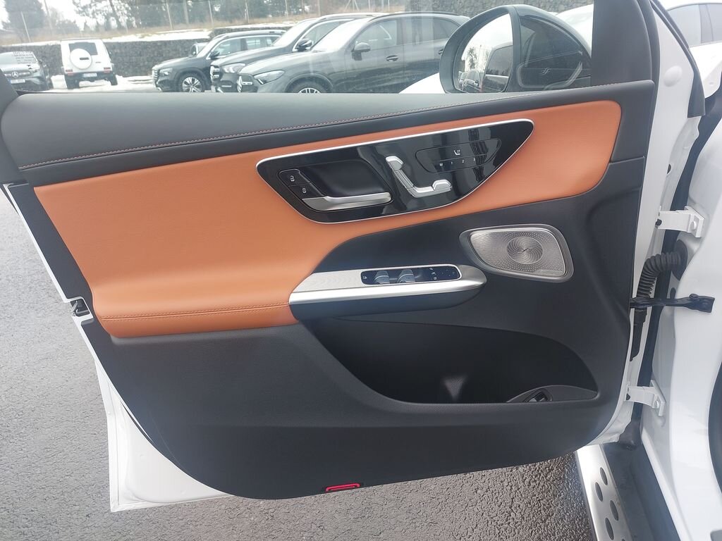 Mercedes-Benz GLC SUV 2,0 l 145 kw