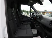 Mercedes-Benz Sprinter 13