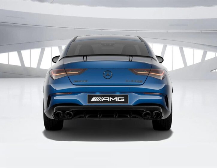 Mercedes-Benz CLA Kupé 2,0 l 310 kw