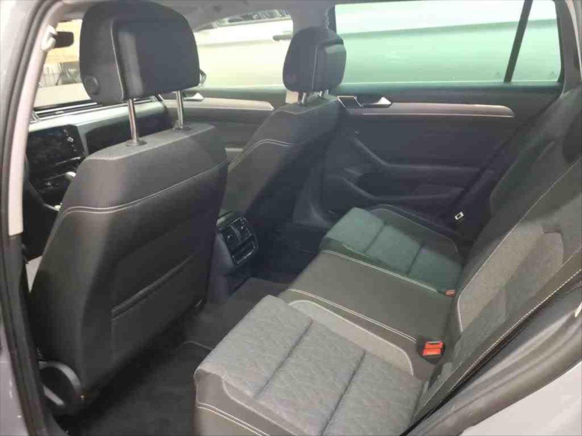 Volkswagen Passat Kombi 2,0 l 110 kw