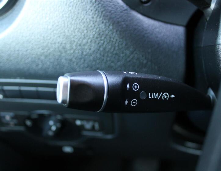 Mercedes-Benz Vito 15