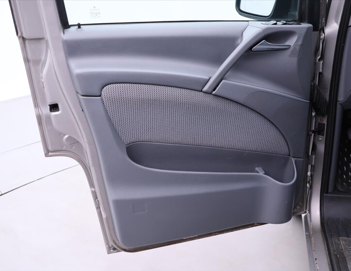 Mercedes-Benz Viano 10