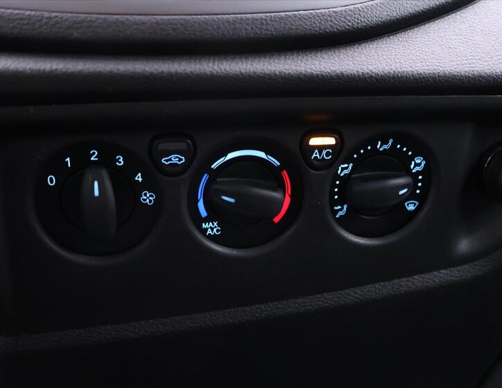 Ford Transit Skříň 2,0 l 125 kw