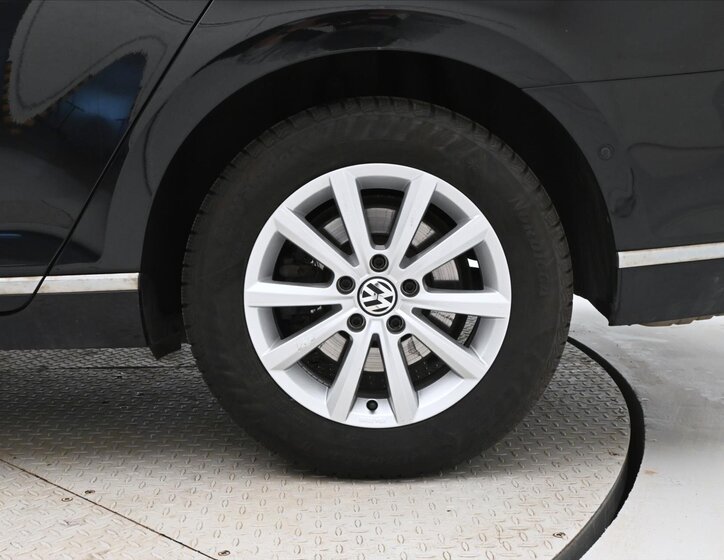 Volkswagen Passat Kombi 2,0 l 140 kw