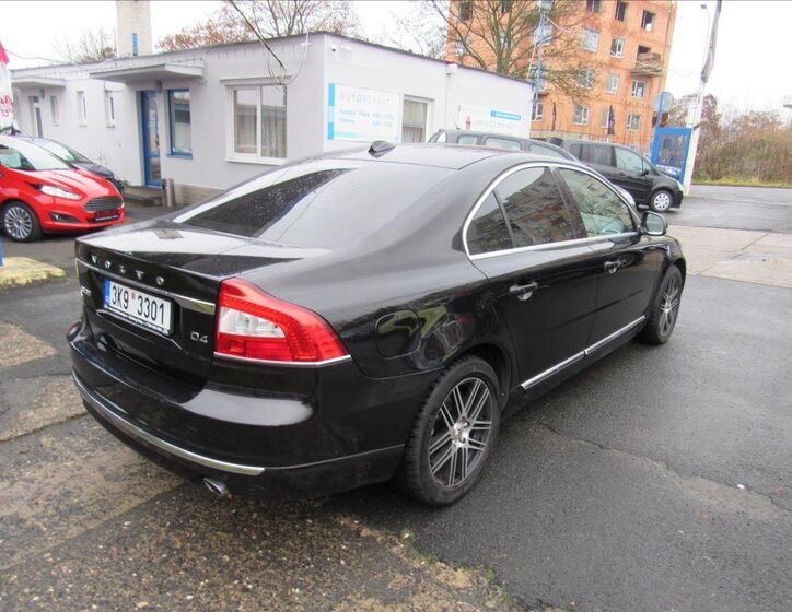 Volvo S80 Sedan 2,0 l 133 kw
