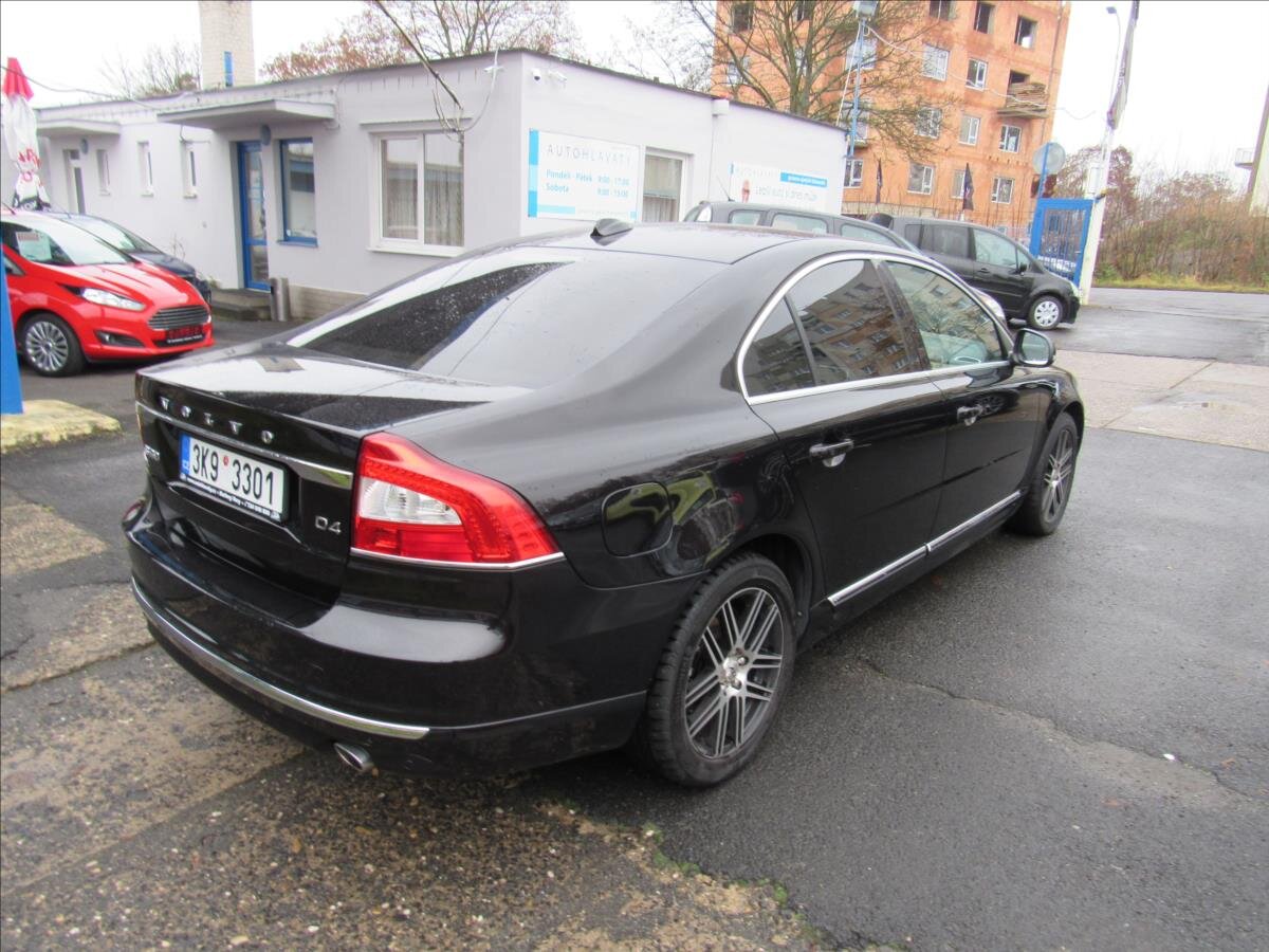 Volvo S80 Sedan 2,0 l 133 kw