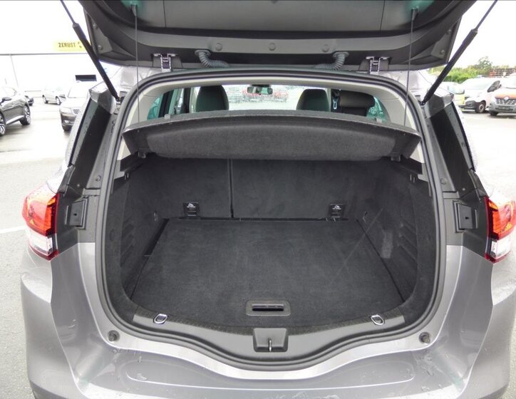 Renault Scénic MPV 1,5 l 81 kw