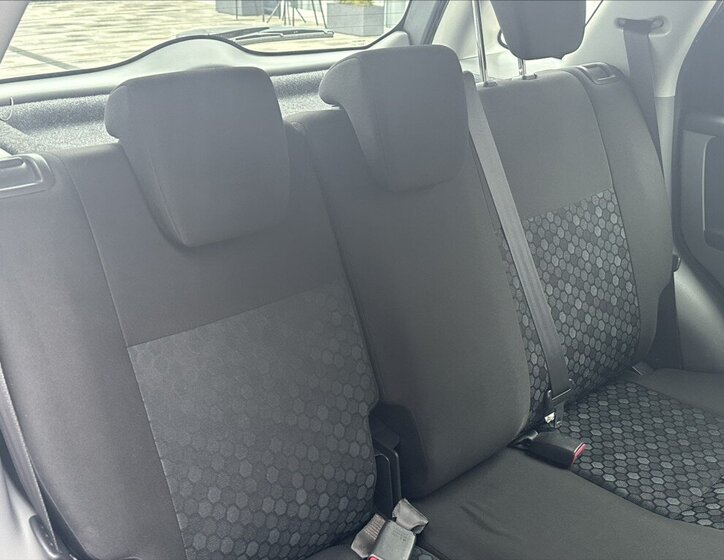 Suzuki SX4 Hatchback 2,0 l 99 kw
