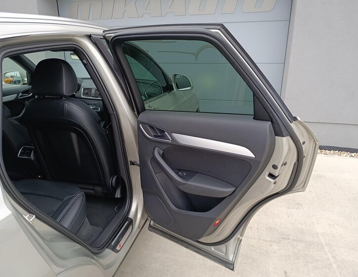 Audi Q3 SUV / Terénní 2,0 l 110 kw