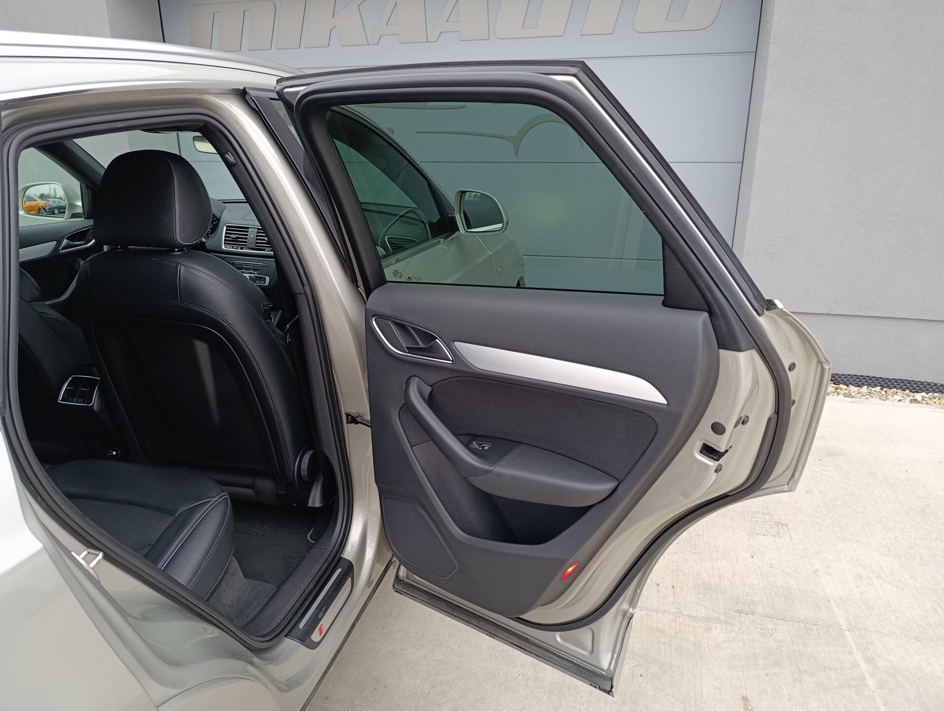 Audi Q3 SUV / Terénní 2,0 l 110 kw