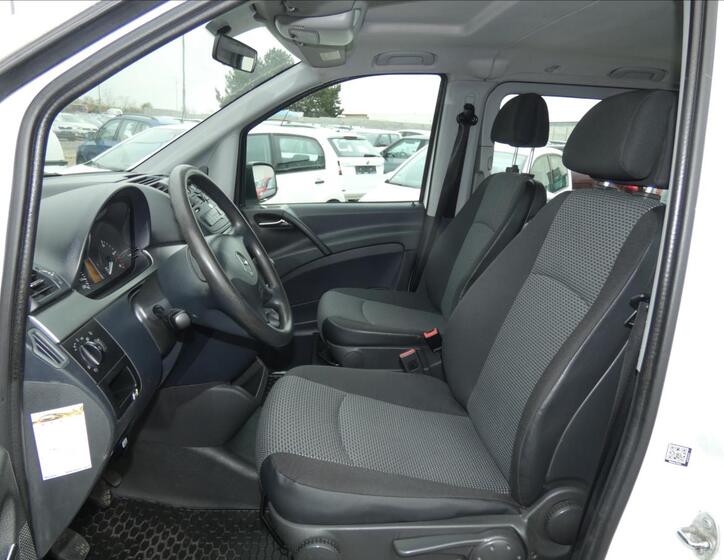 Mercedes-Benz Vito 8