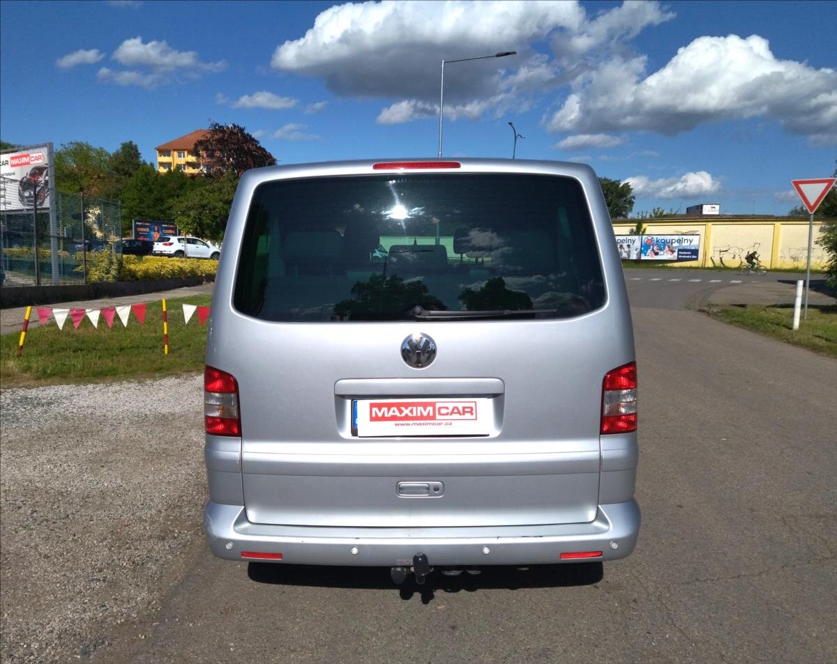Volkswagen Multivan Kombi 2,5 l 96 kw