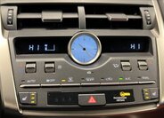 Lexus NX 300h SUV 2,5 l 145 kw