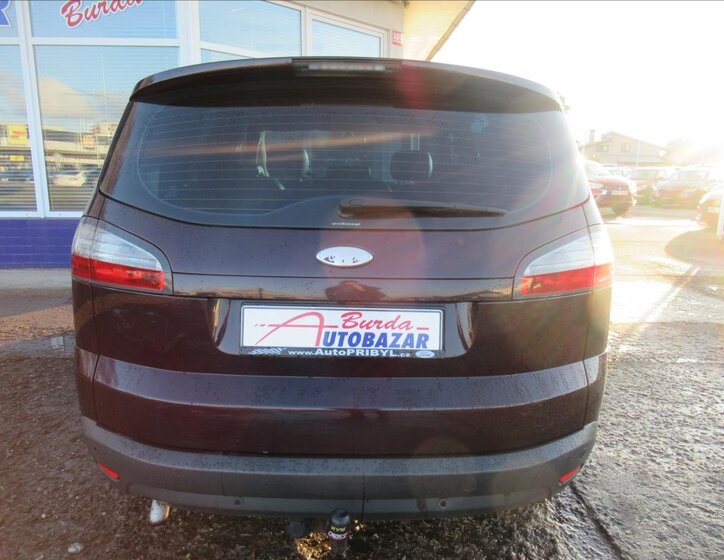 Ford S-MAX 6