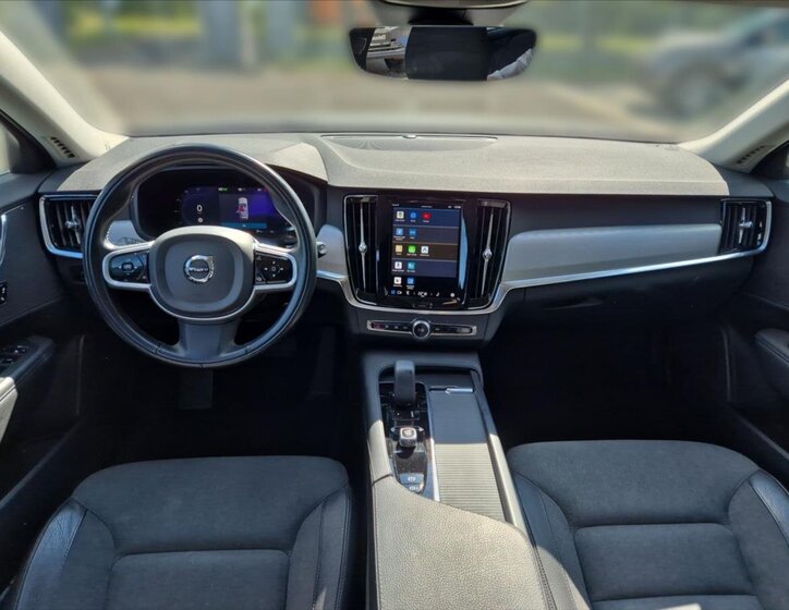 Volvo V90 Kombi 2,0 l 145 kw