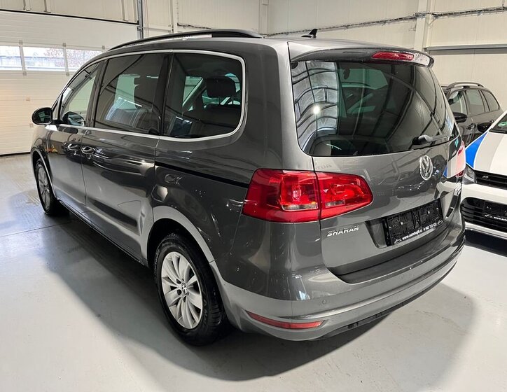 Volkswagen Sharan 4
