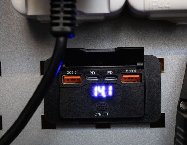 Volkswagen Transporter 22