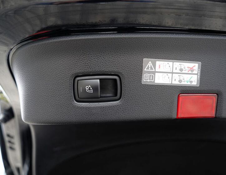 Mercedes-Benz GLE 14