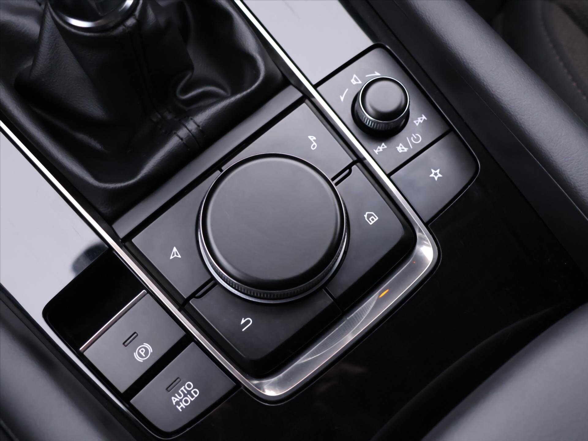 Mazda 3 Sedan 2,0 l 137 kw