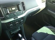 Volkswagen Sharan MPV 2,0 l 103 kw