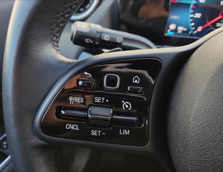 Mercedes-Benz Třídy B Hatchback 1,5 l 85 kw