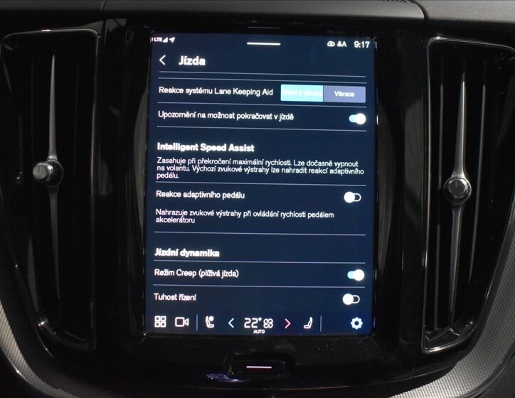 Volvo XC60 SUV / Terénní 2,0 l 257 kw