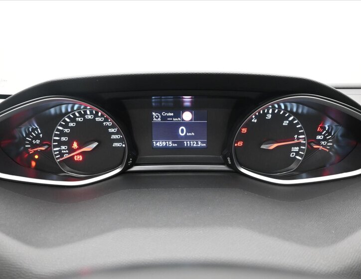 Peugeot 308 Kombi 1,5 l 96 kw