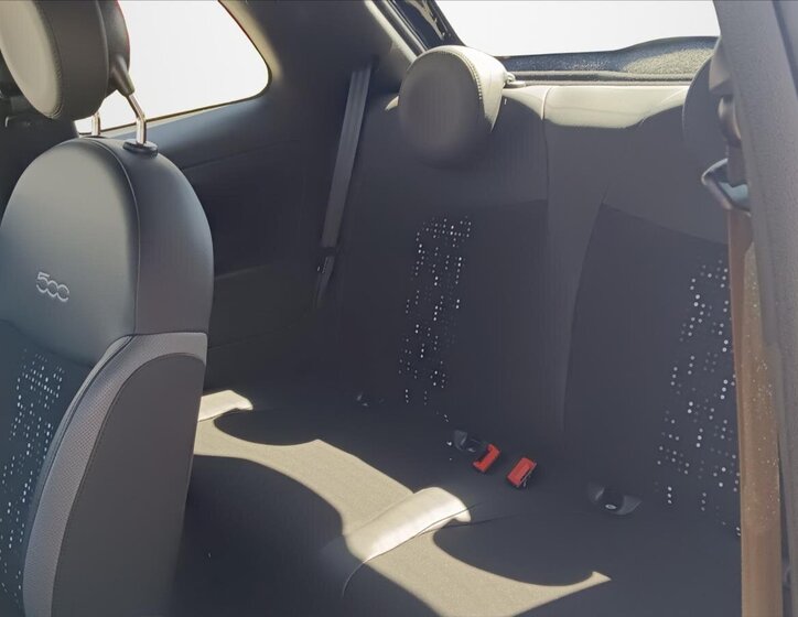 Fiat 500 Hatchback 999,0 51 kw