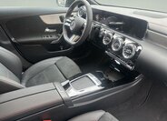 Mercedes-Benz CLA 12