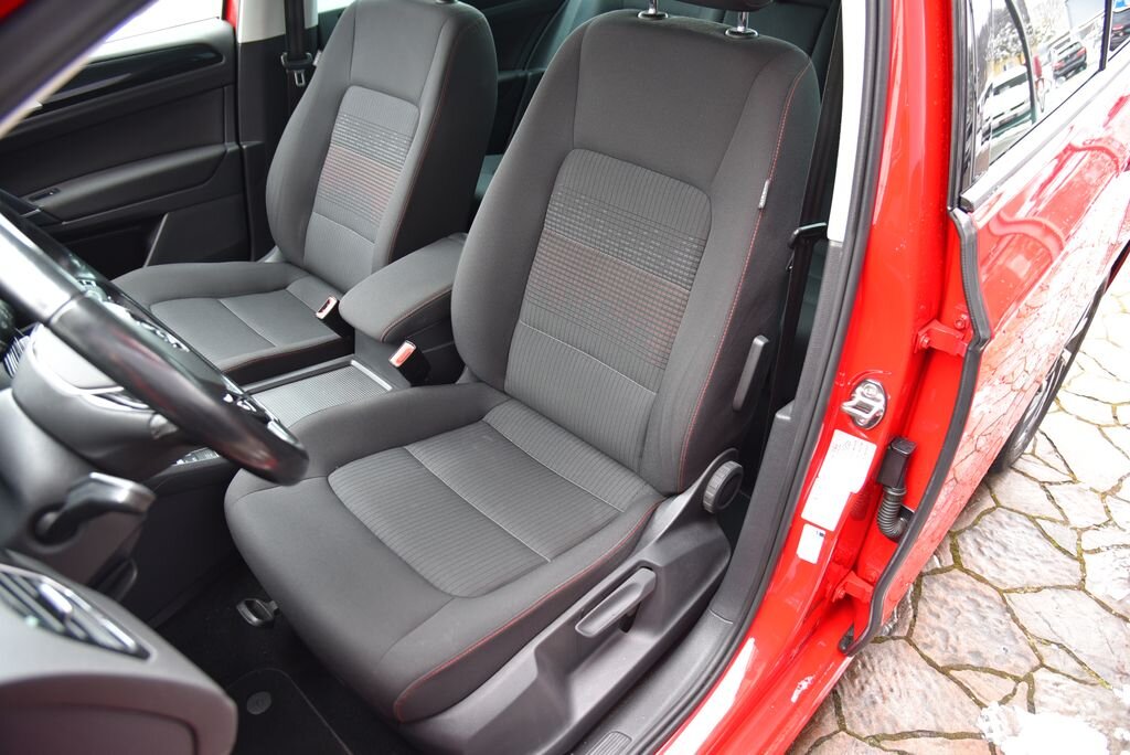 Volkswagen Golf Sportsvan MPV 1,2 l 81 kw